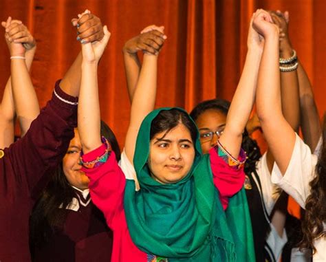  I Am Malala -  An Extraordinary Tale of Courage and Defiance in the Face of Oppression!