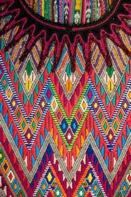  Objet d'Art: A Vivid Exploration into the Mexican Textile Heritage!